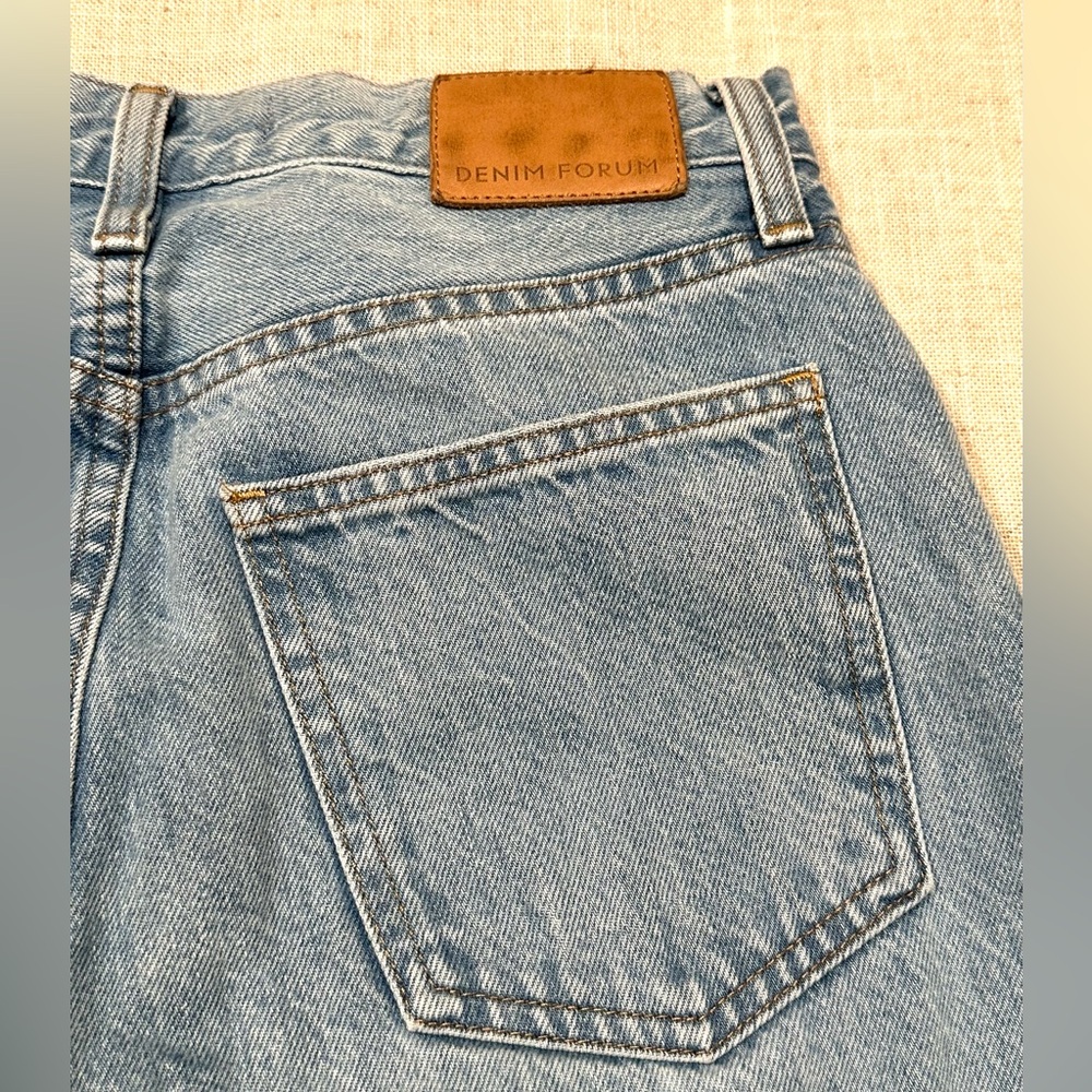 Denim Forum ‘90s Marlo Hi-Rise Baggy Jeans Light Wash Straight Leg 25 Aritzia - Picture 9 of 11